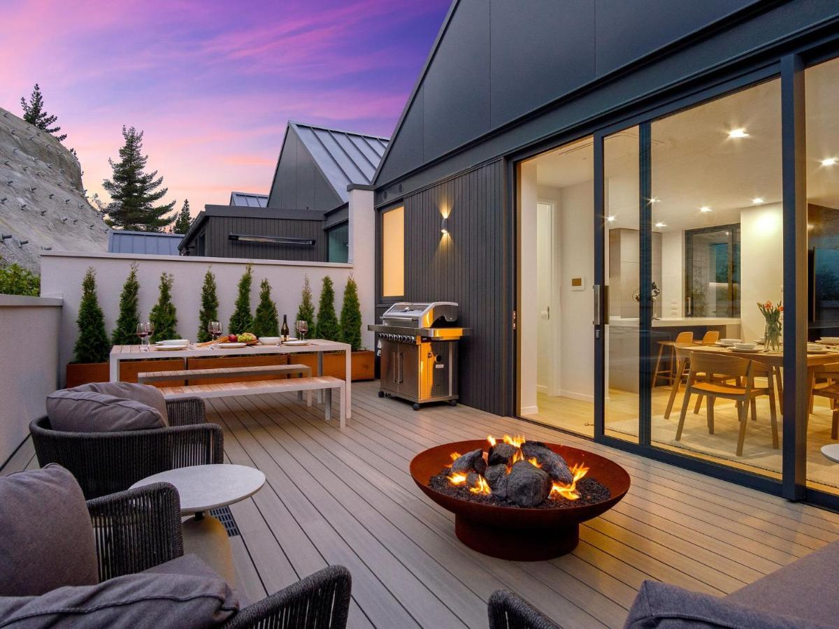 Luxury Townhouse On Woods Lane Villa Distretto di Distretto di Queenstown Esterno foto